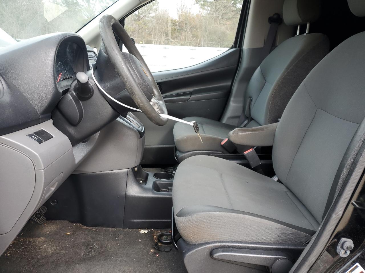 2017 Chevrolet Express - Image 7