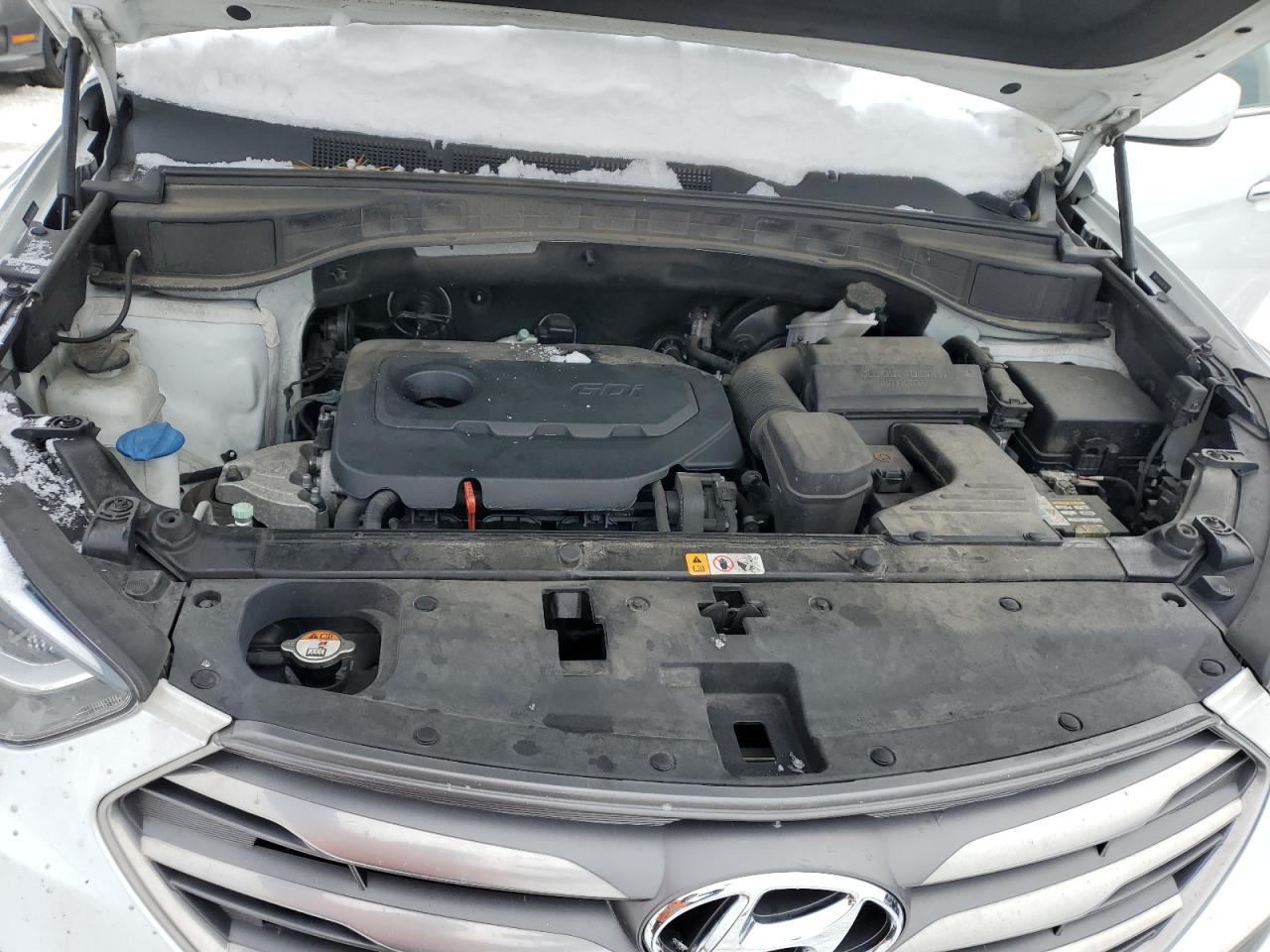 2018 Hyundai Santa Fe - Image 12