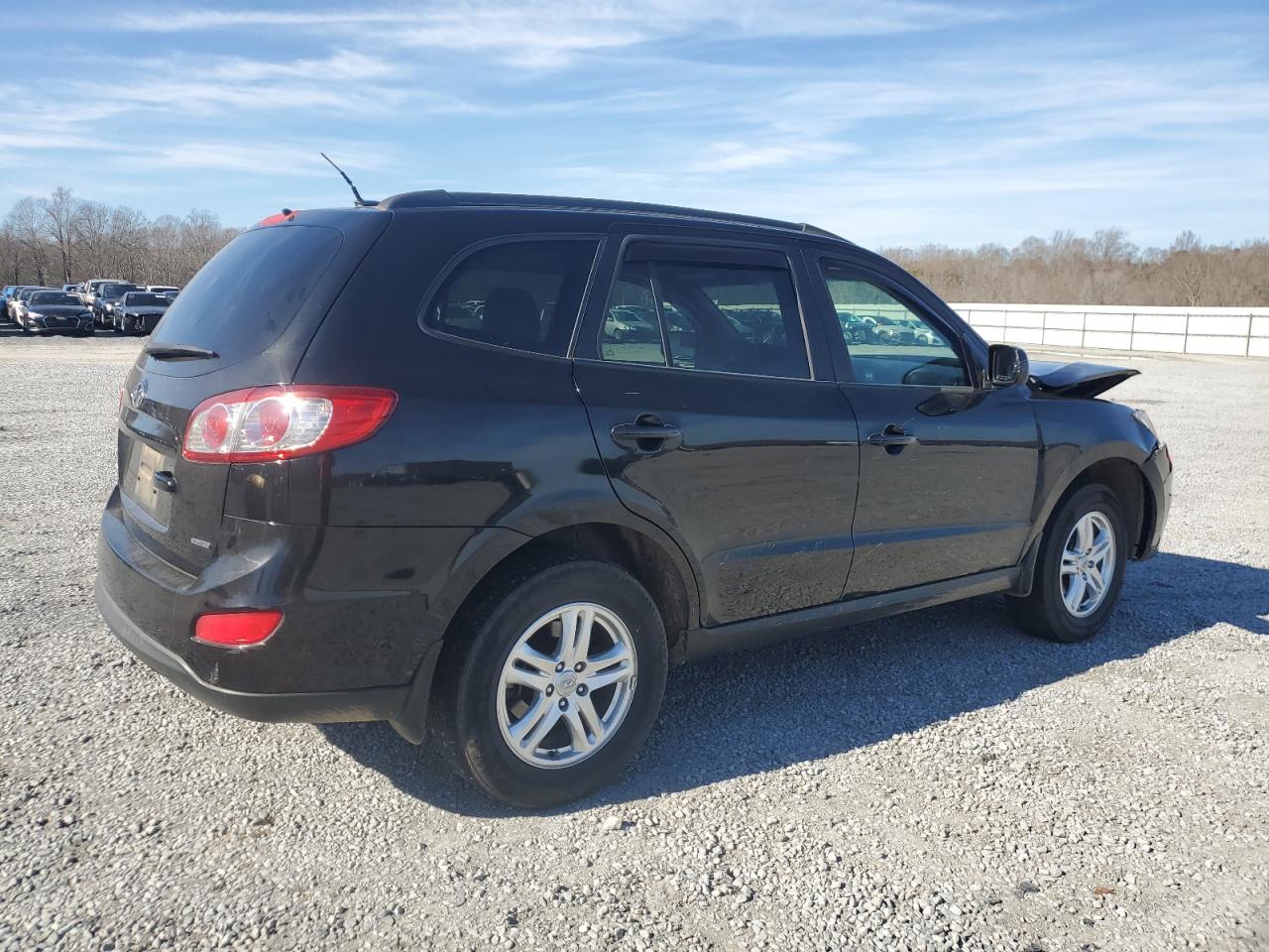 2012 Hyundai Santa Fe - Image 3