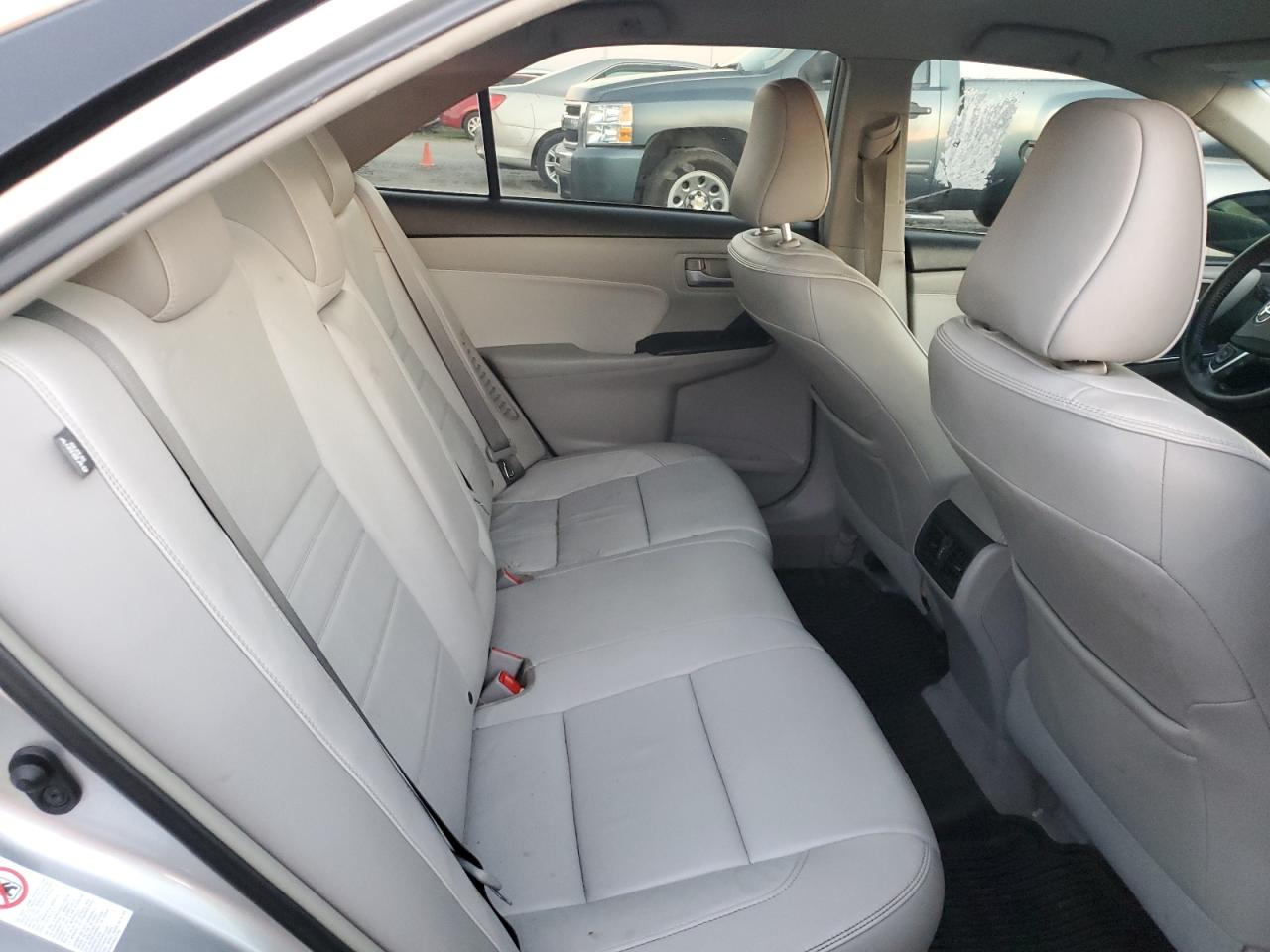 2015 Toyota Camry - Image 10