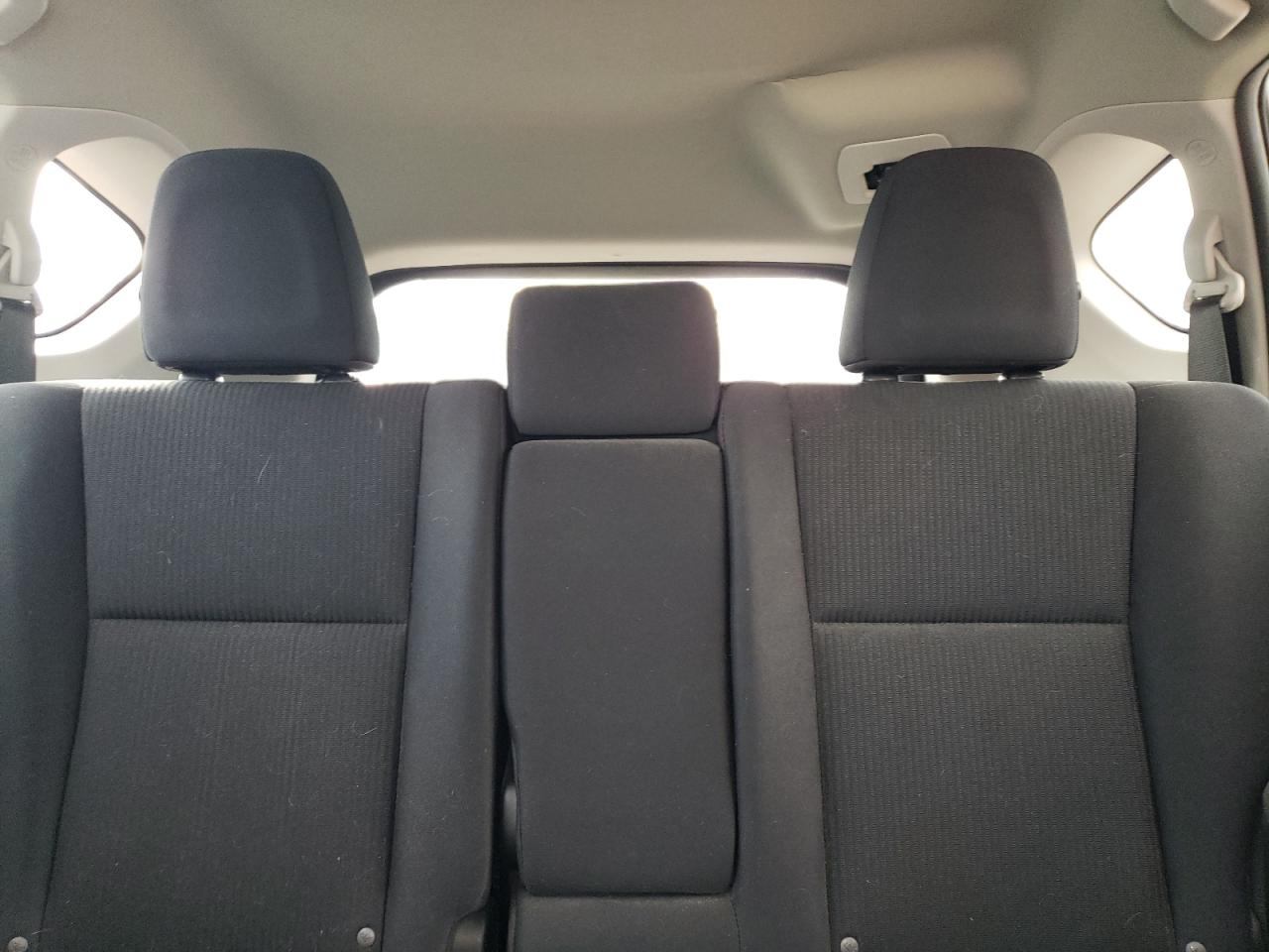 2017 Toyota RAV 4 - Image 10