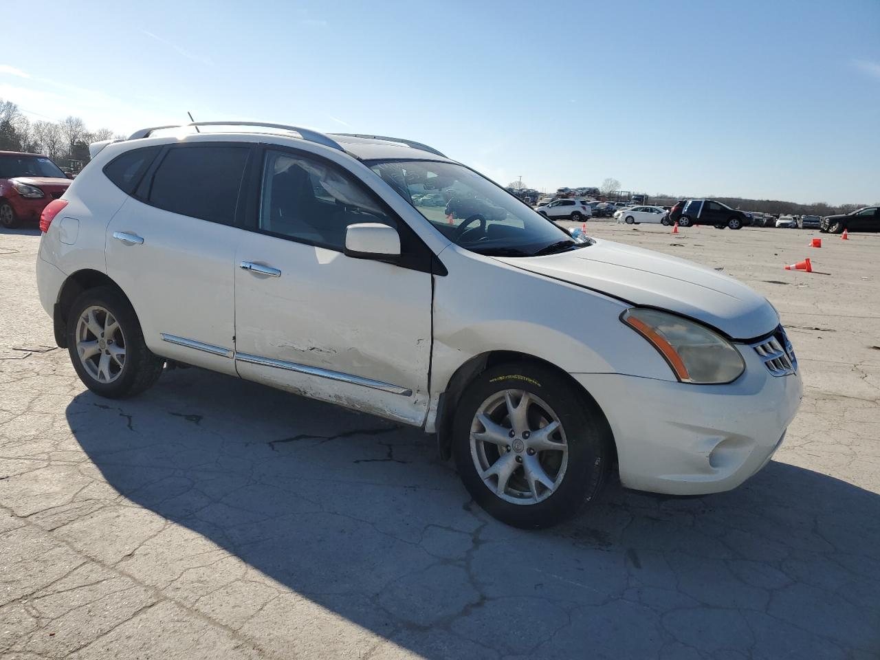 2011 Nissan Rogue - Image 4