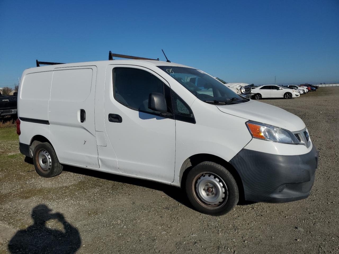 VIN 3N6CM0KN7FK699619 2015 NISSAN NV no.4