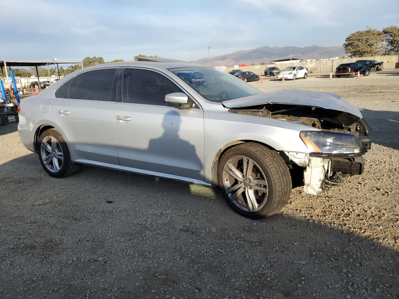 2015 Volkswagen Passat - Image 4