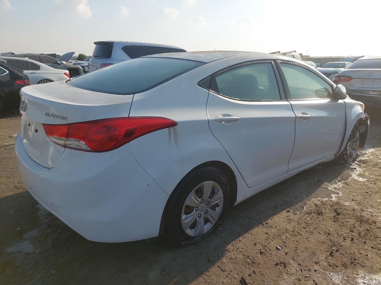 KMHDG41C2EU853945 - 2014 Hyundai ELENTRA - #87789495