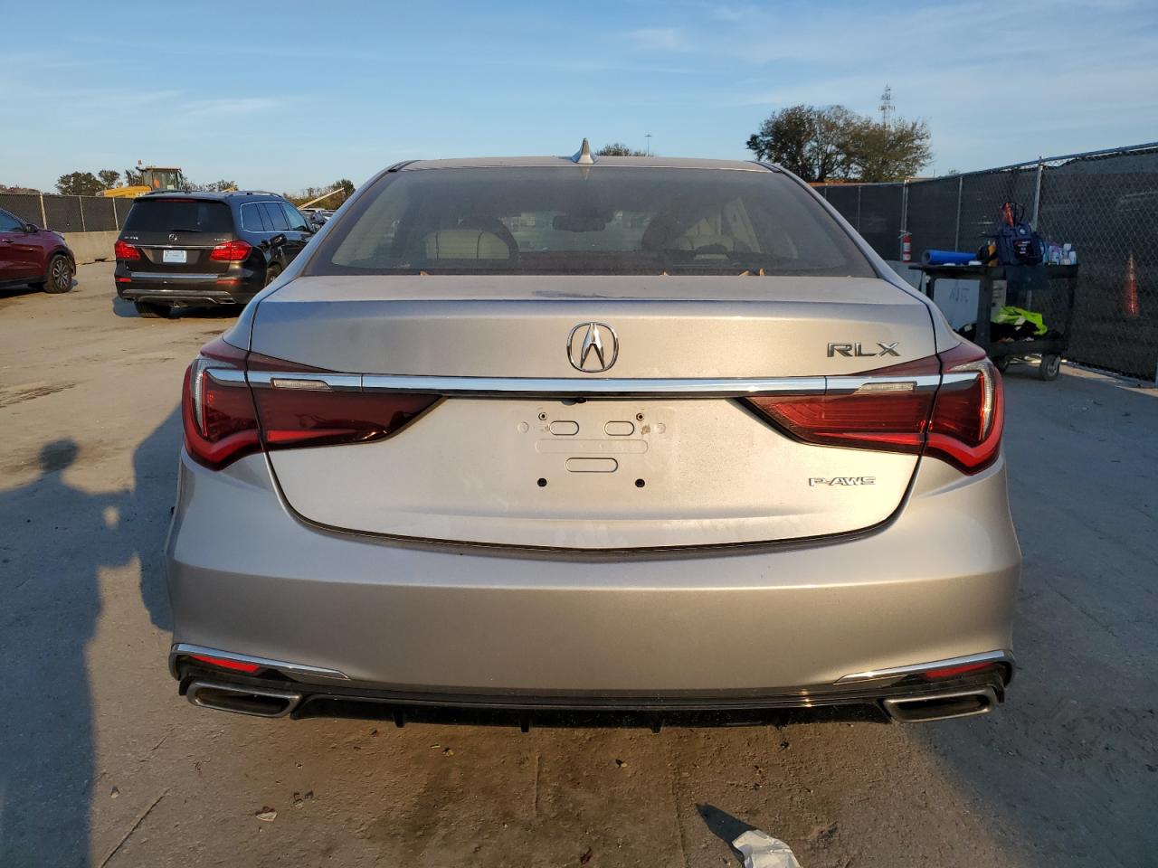 2018 Acura RLX - Image 6