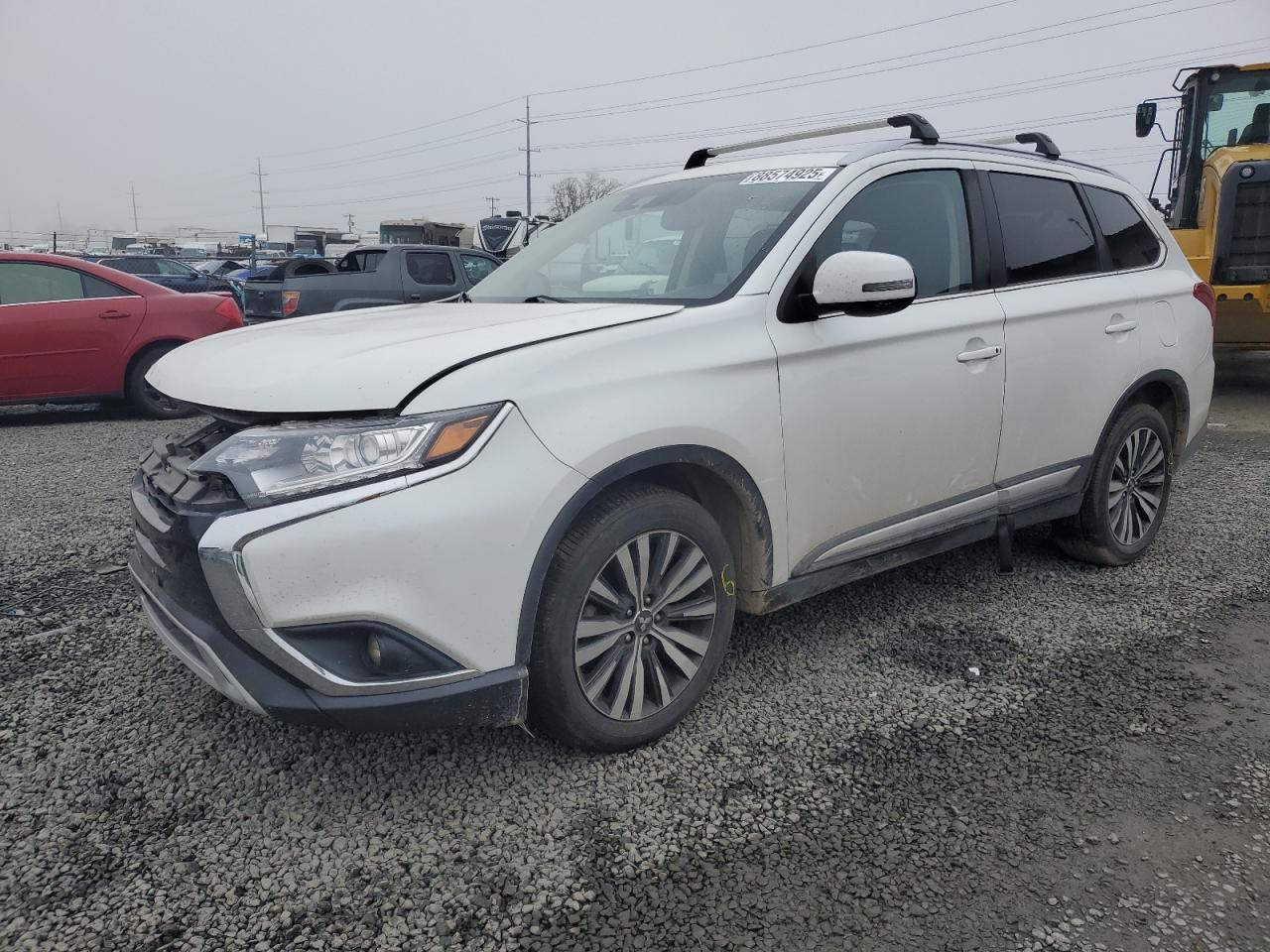 2020 Mitsubishi Outlander - Image 1