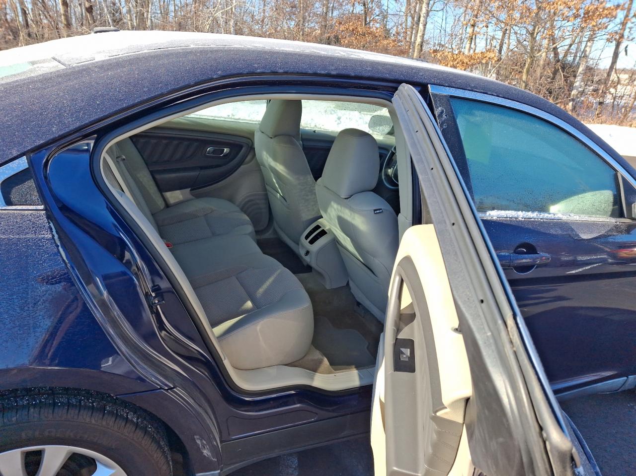 2011 Ford Taurus Sel VIN: 1FAHP2EW9BG160515 Lot: 42549575