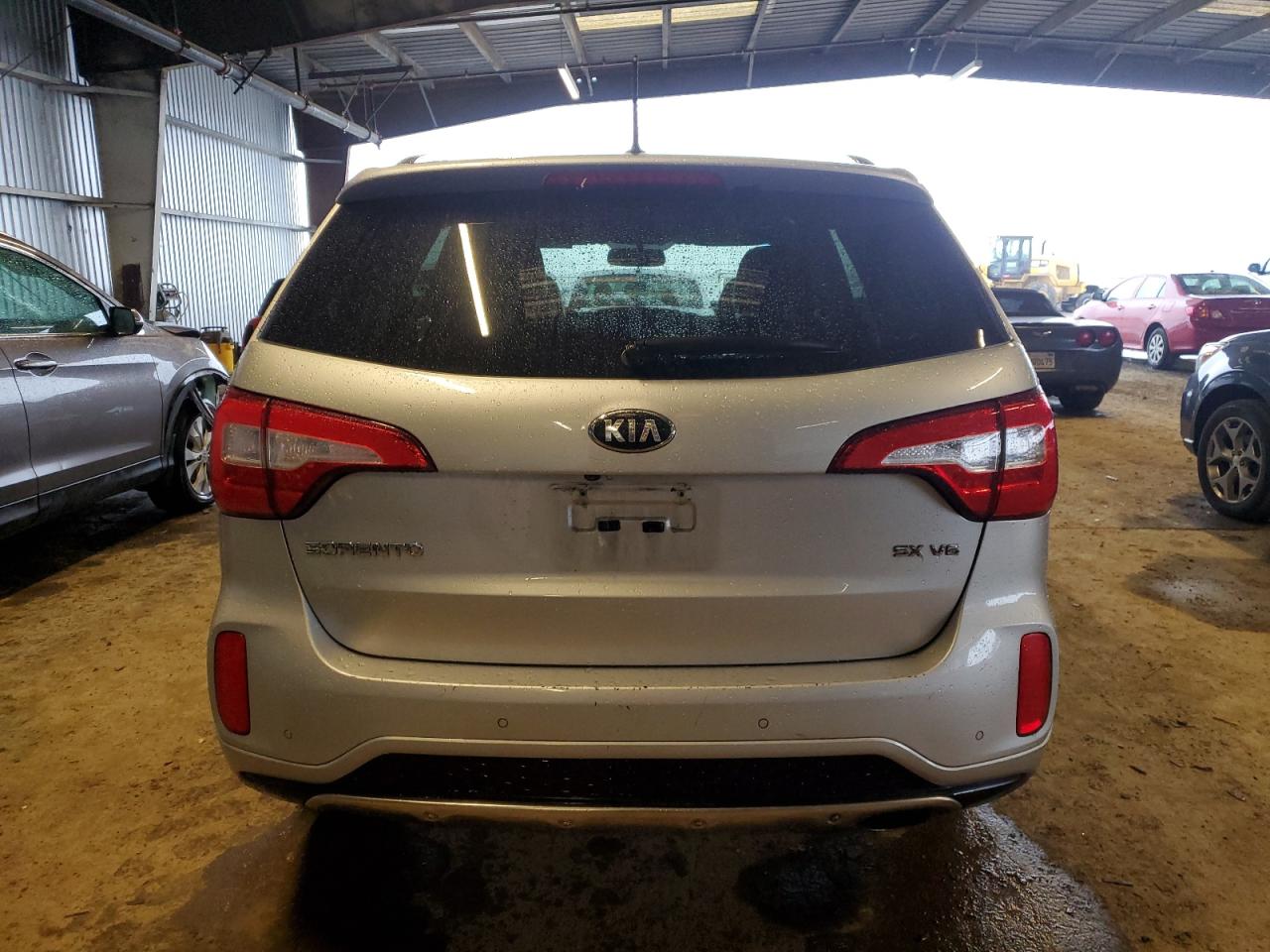2015 Kia Sorento - Image 6