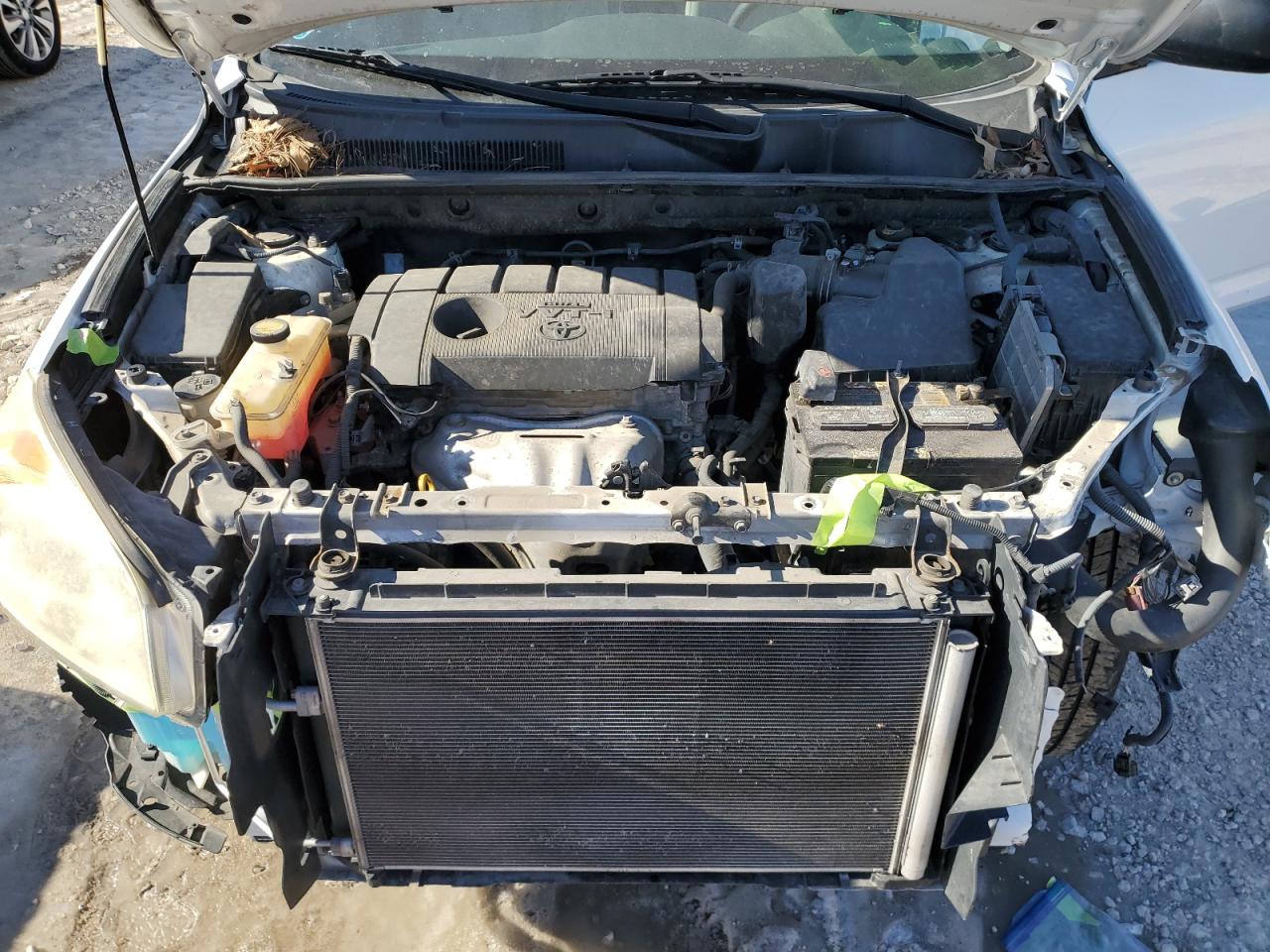 2012 Toyota RAV 4 - Image 13