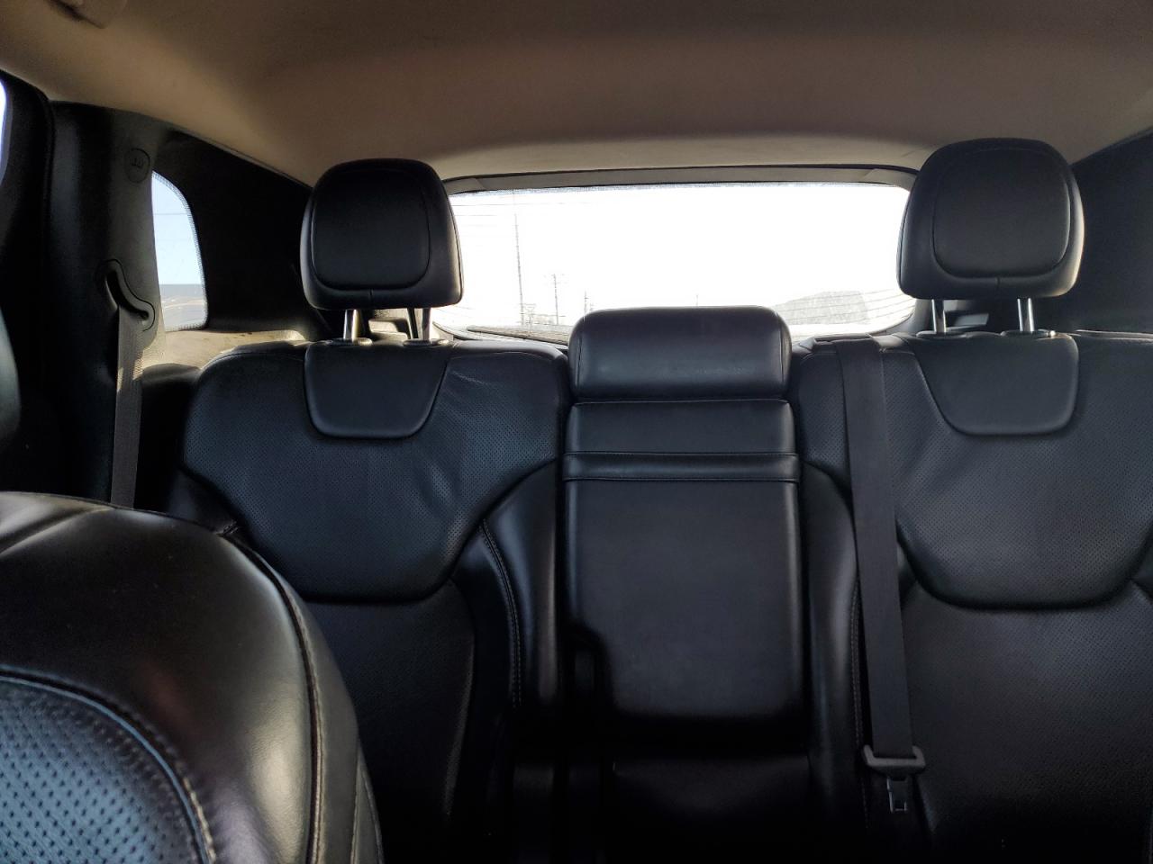 2016 Jeep Grand Cherokee - Image 10