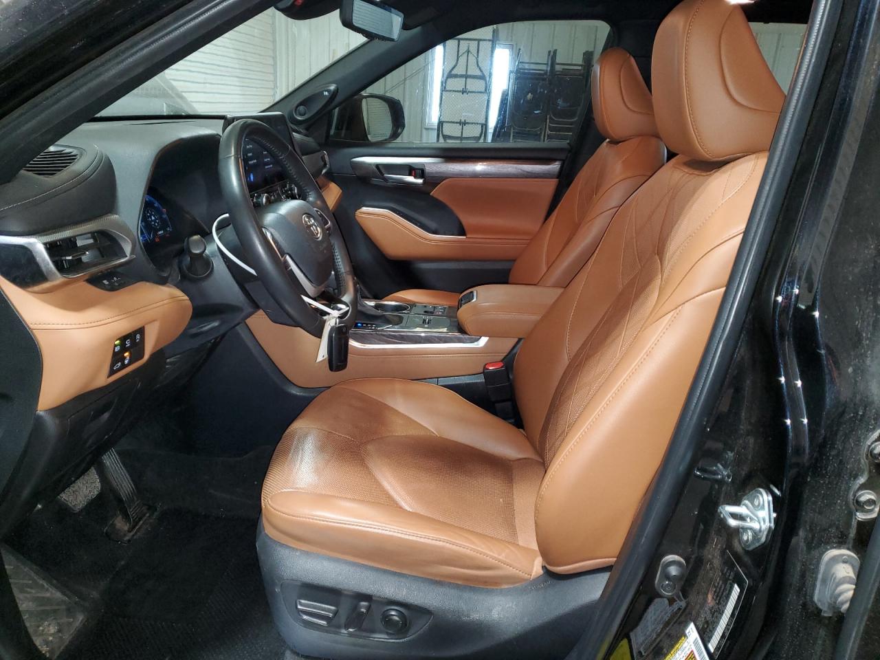 2024 Toyota Highlander - Image 7
