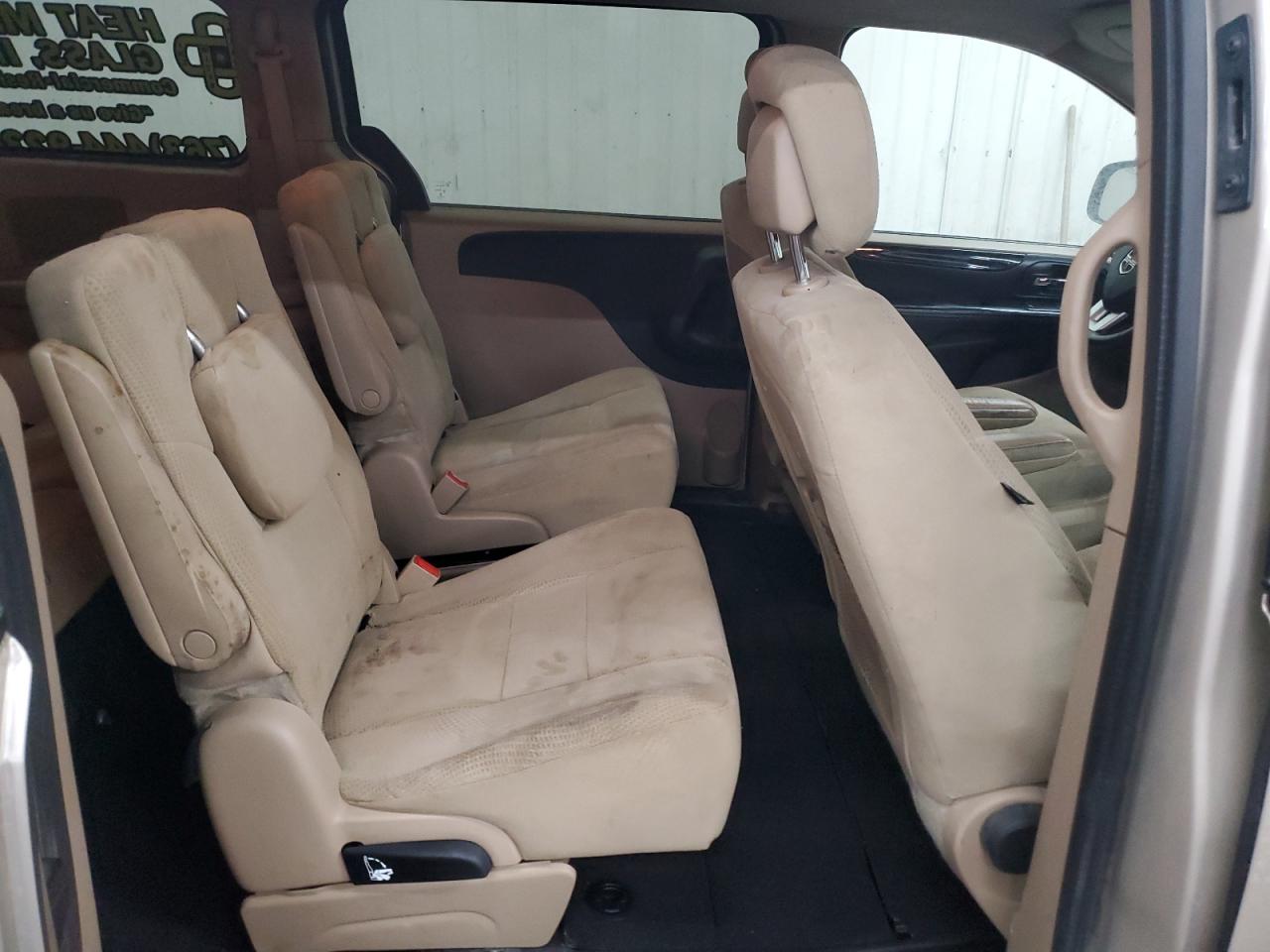 2014 Dodge Caravan - Image 11