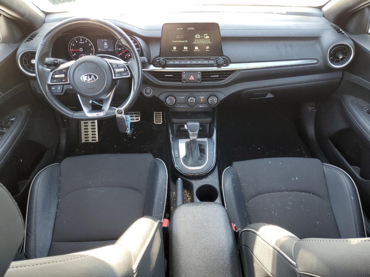 2021 Kia Forte - Image 8