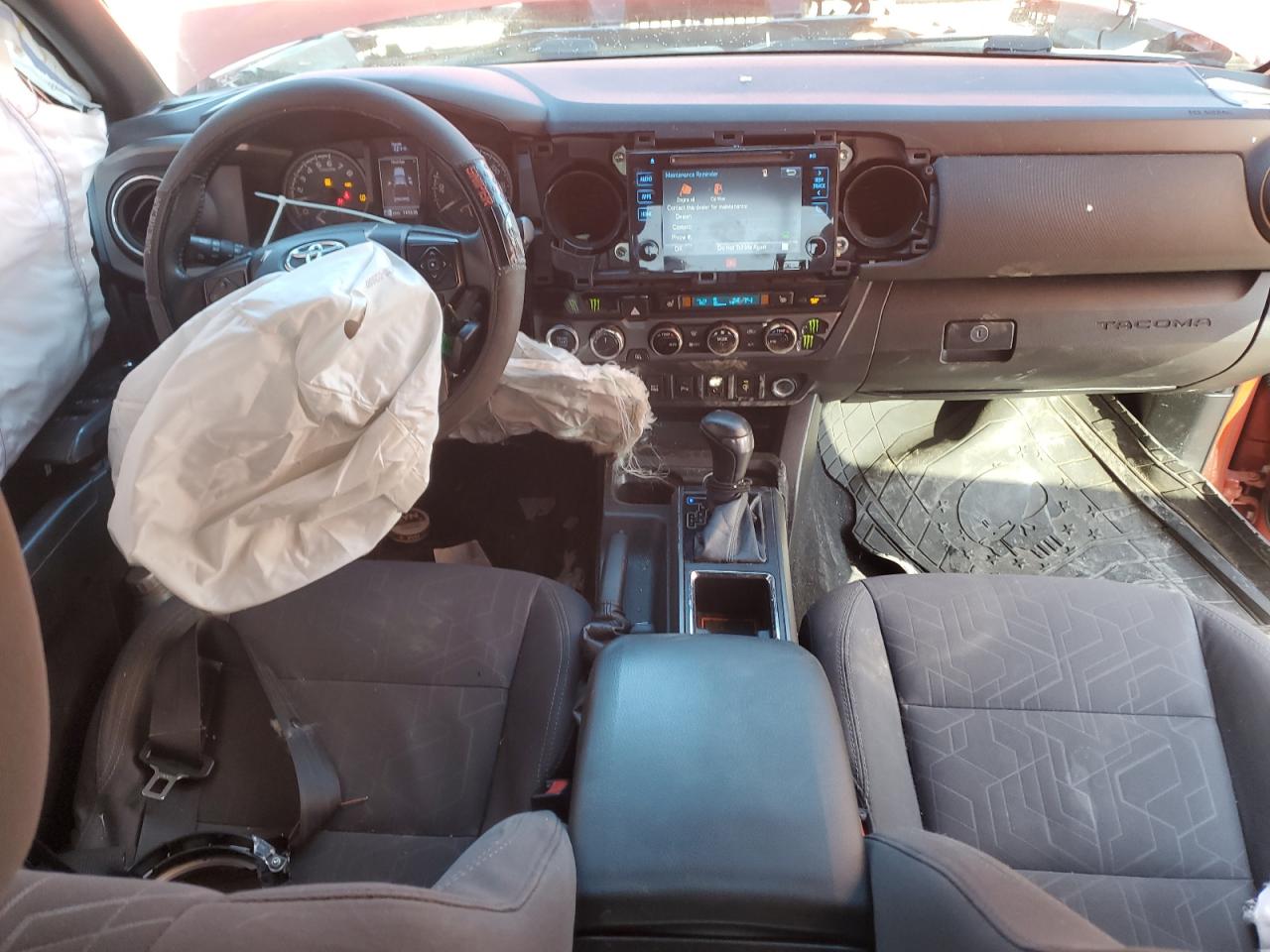 2016 Toyota Tacoma - Image 8