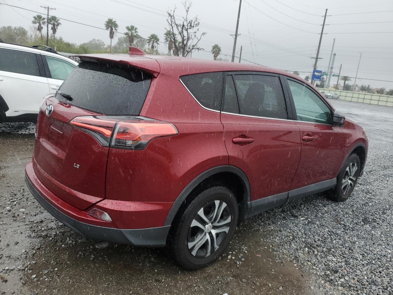 2018 Toyota RAV 4 - Image 3