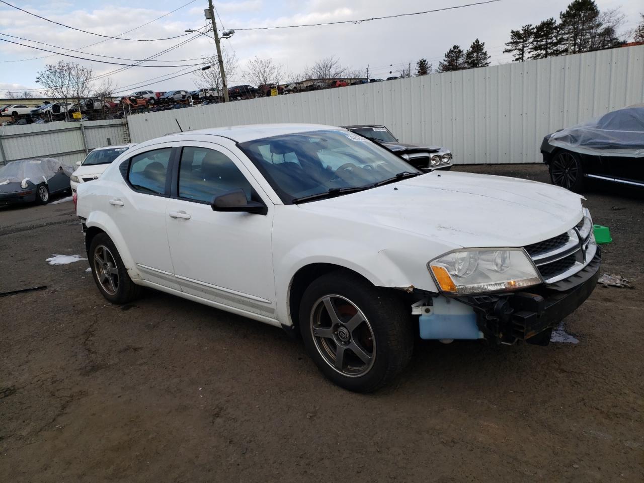 2013 Dodge Avenger - Image 4