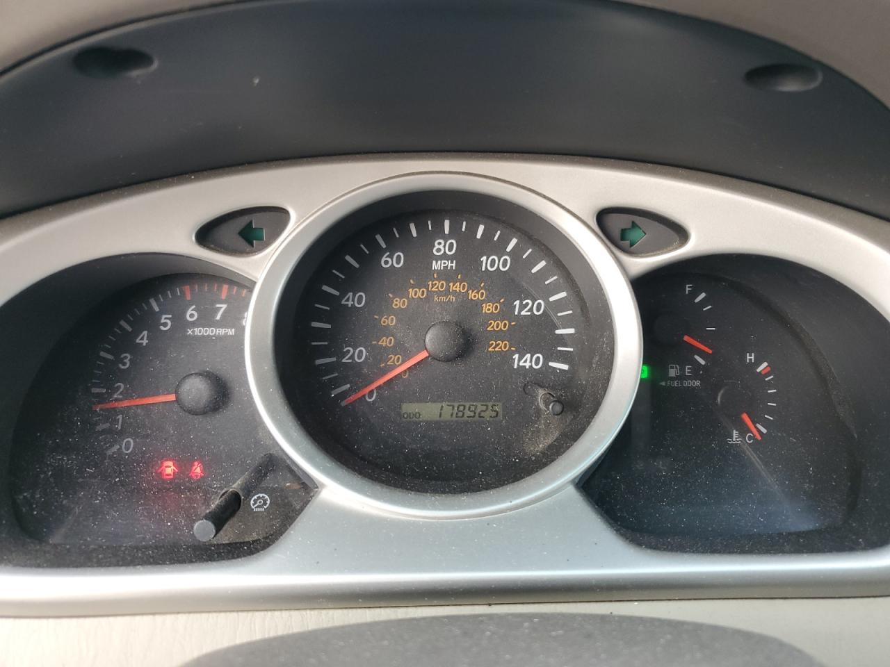 2005 Toyota Highlander Limited VIN: JTEEP21A650114690 Lot: 41631355