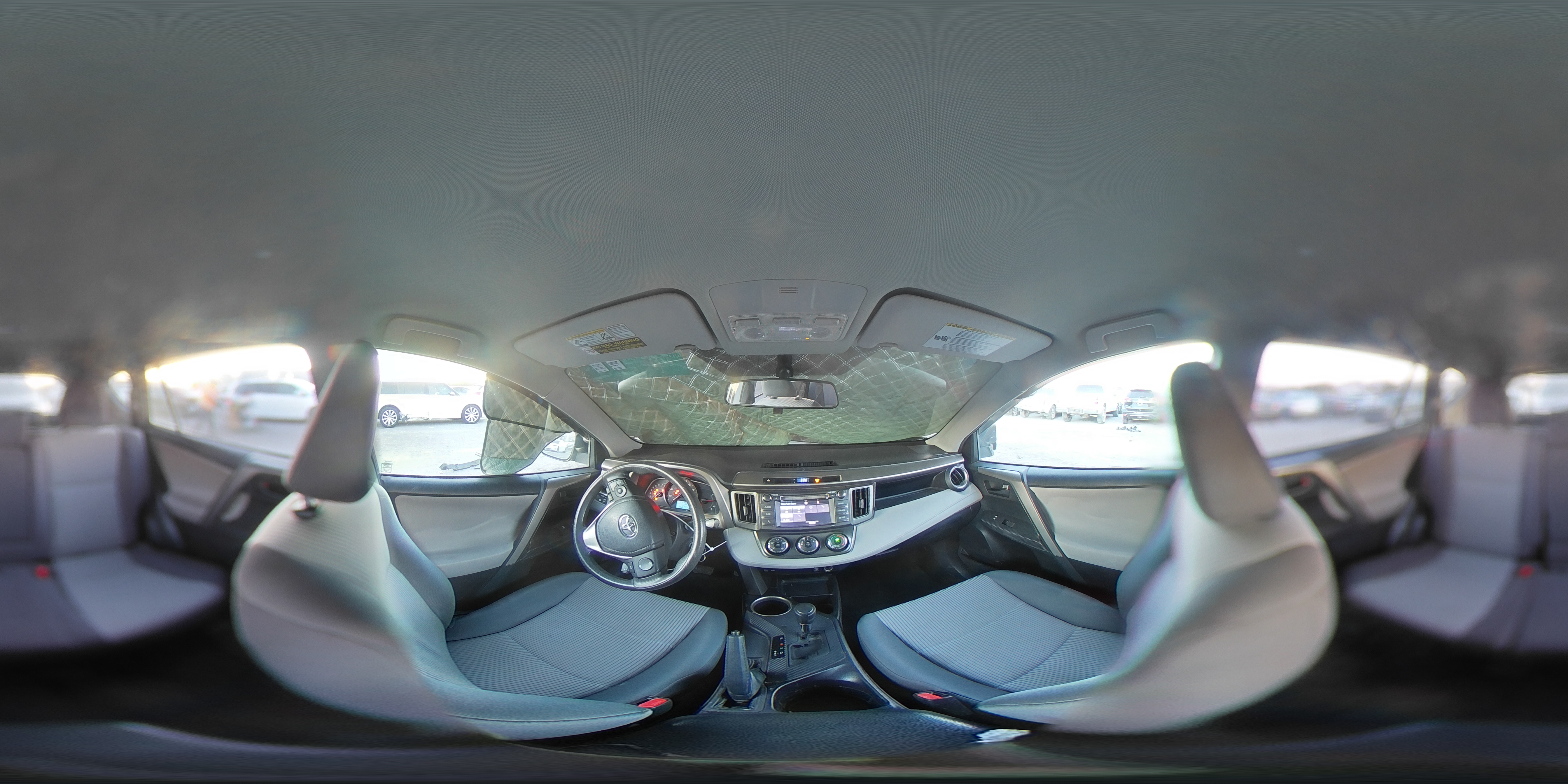 2015 Toyota RAV 4 - Image 16