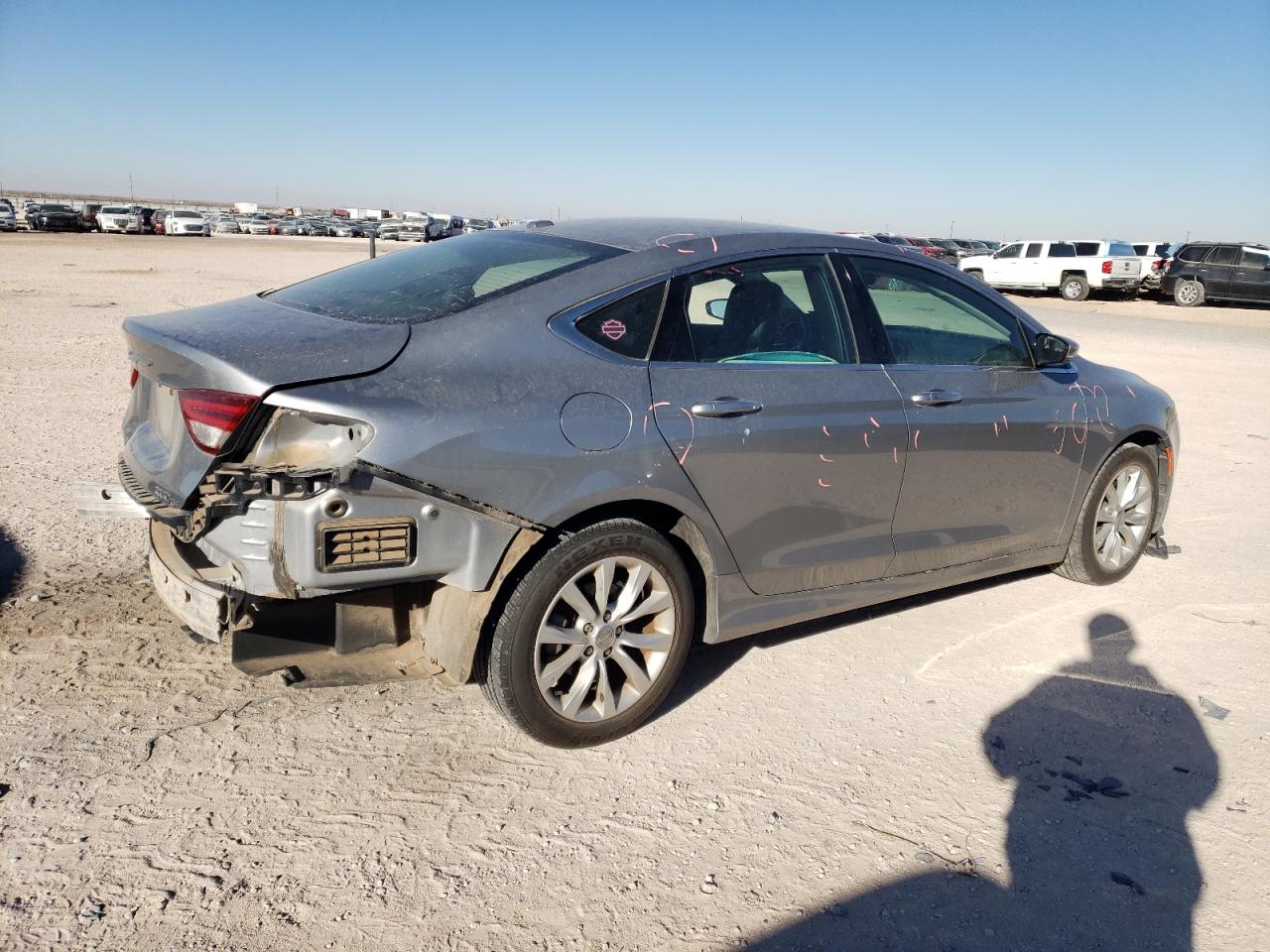 2015 Chrysler 200 - Image 3