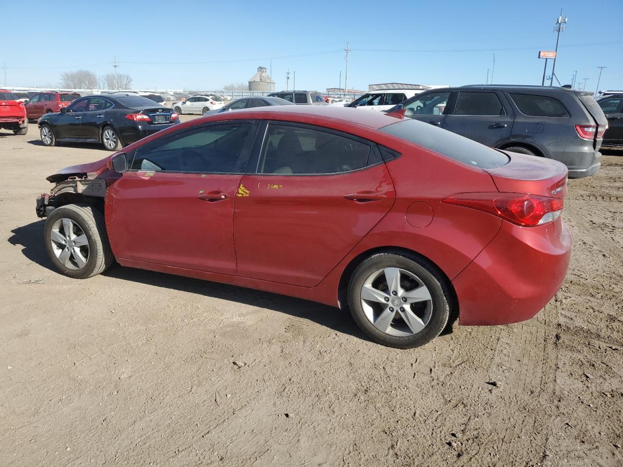 2013 Hyundai Elantra - Image 2