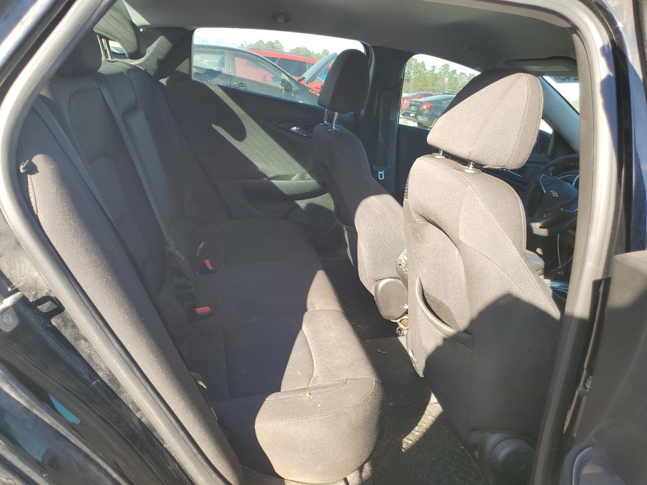 2019 Chevrolet Malibu - Image 10
