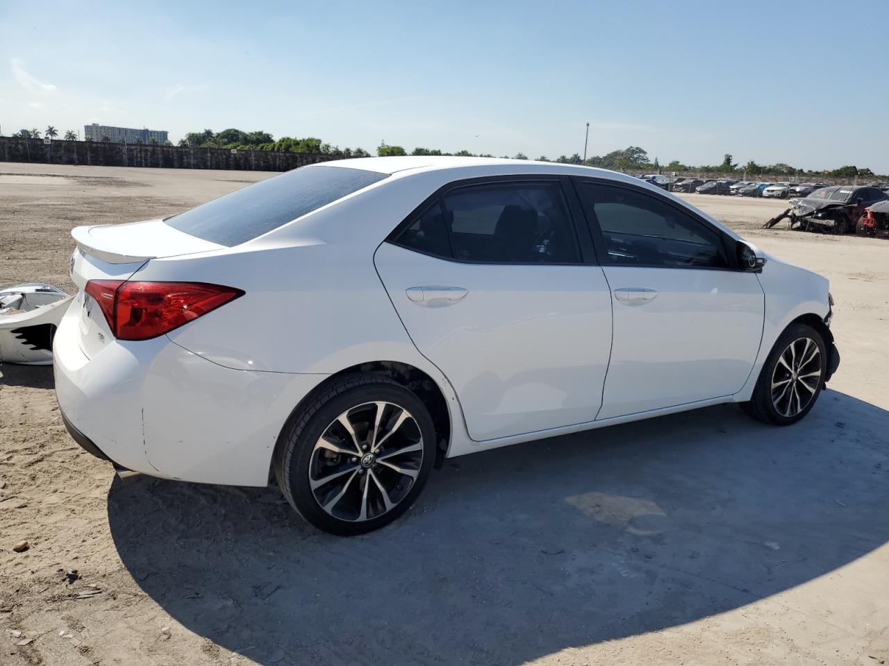 2017 Toyota Corolla - Image 3