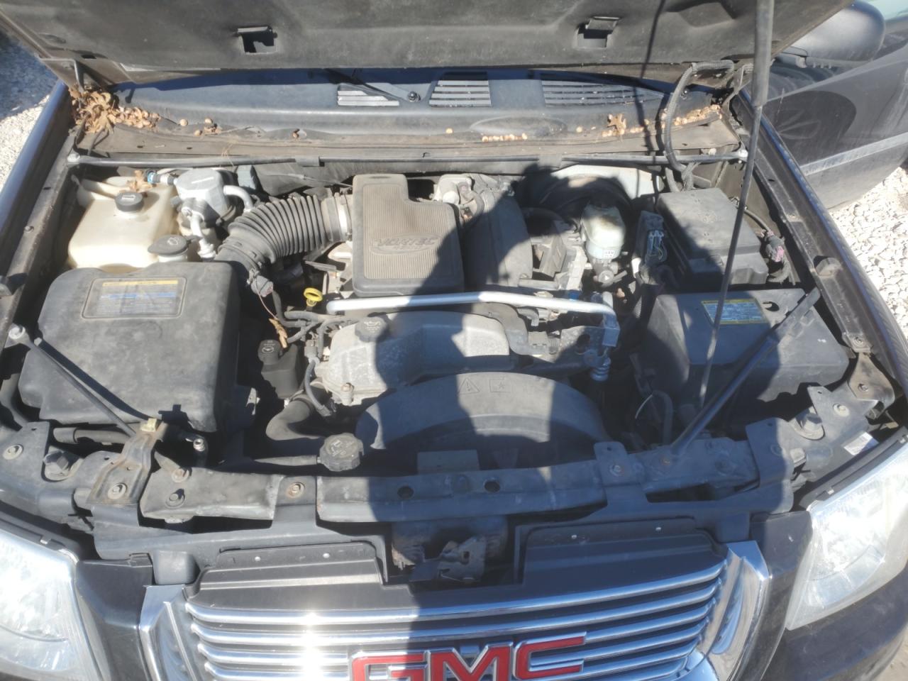 2006 GMC Envoy - Image 13