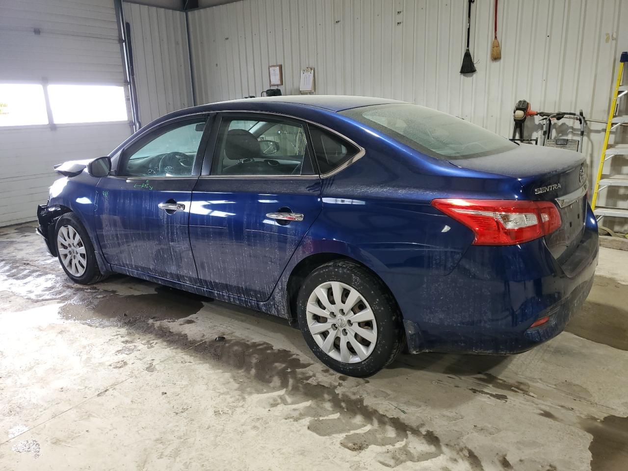 2017 Nissan Sentra - Image 2