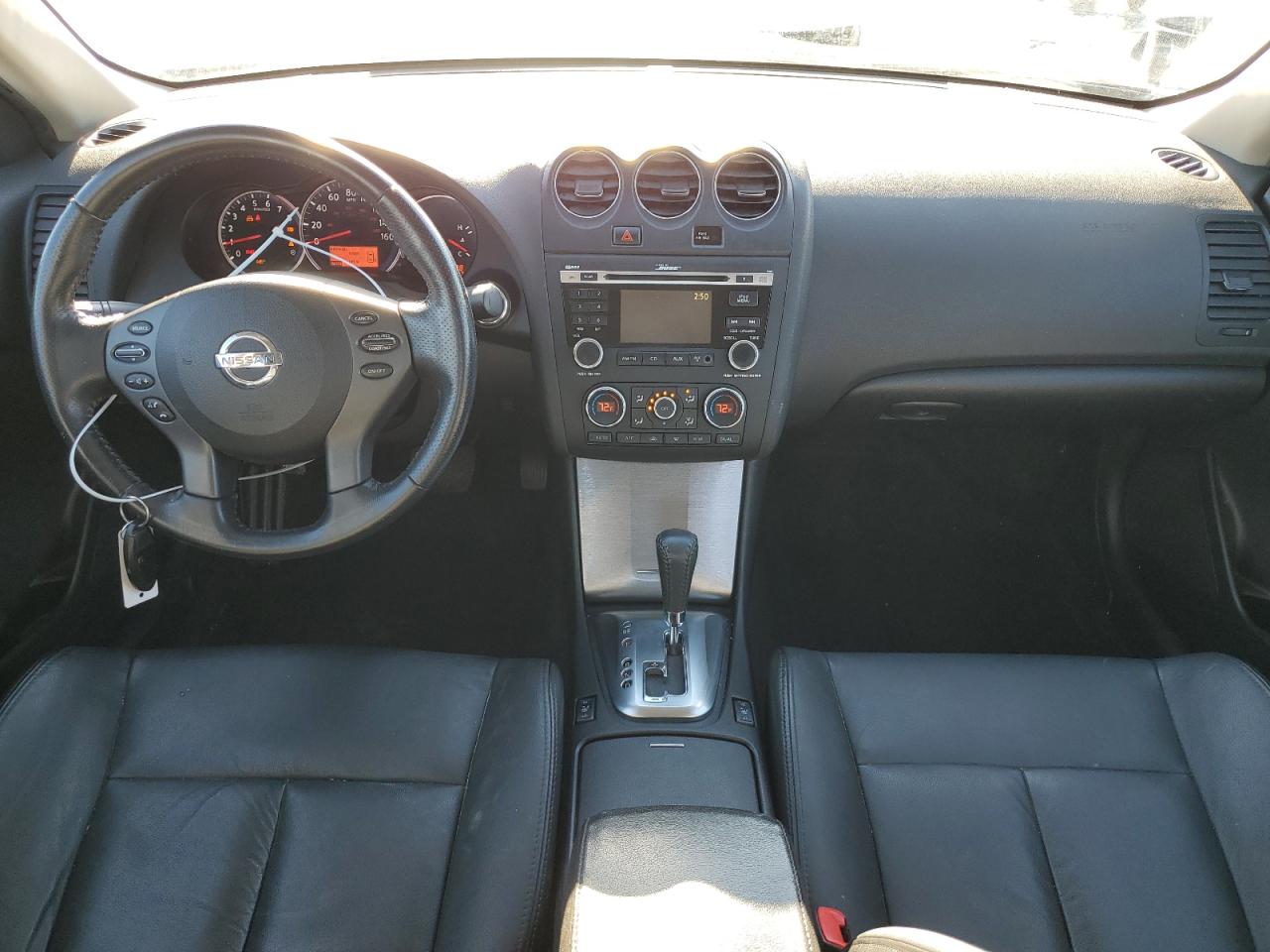 2010 Nissan Altima - Image 8