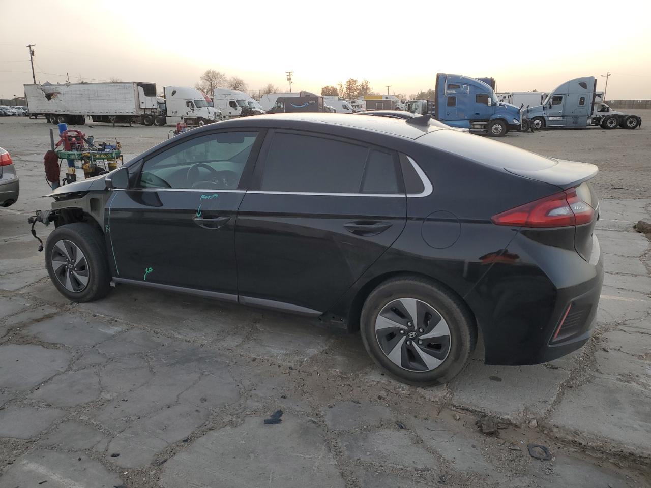 VIN KMHC75LC1HU058033 2017 HYUNDAI IONIQ no.2