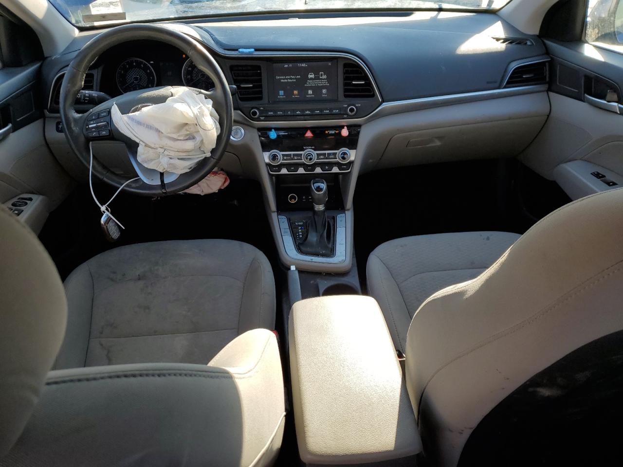 2020 Hyundai Elantra - Image 8