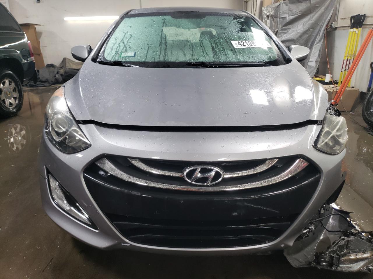 2013 Hyundai Elantra - Image 5