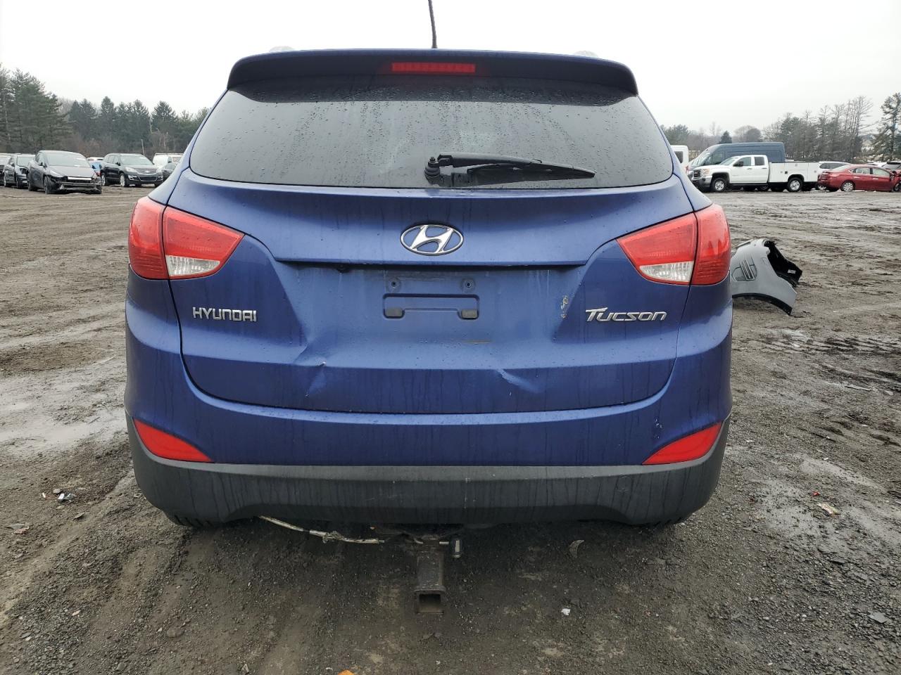 2011 Hyundai Tucson - Image 6