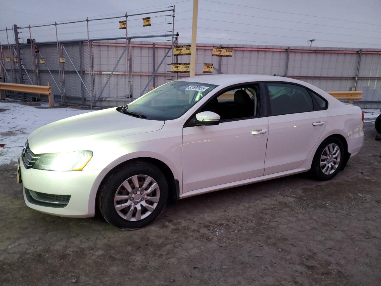 VIN 1VWAT7A39EC060696 2014 VOLKSWAGEN PASSAT no.1