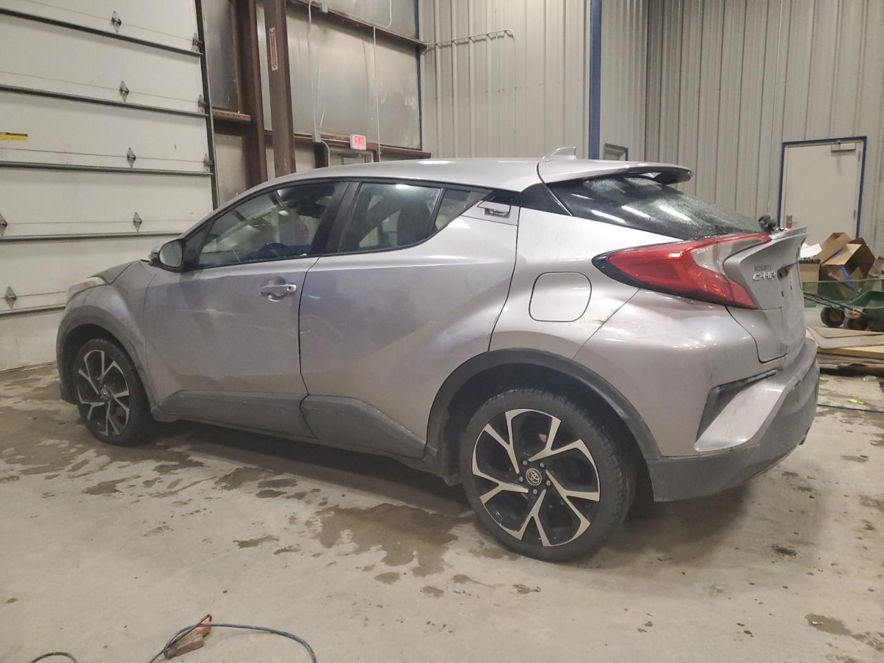 2018 Toyota C-HR - Image 2