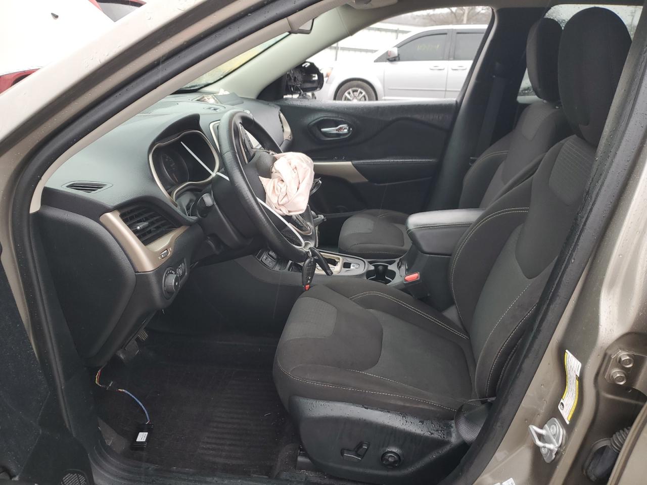 2017 Jeep Grand Cherokee - Image 7