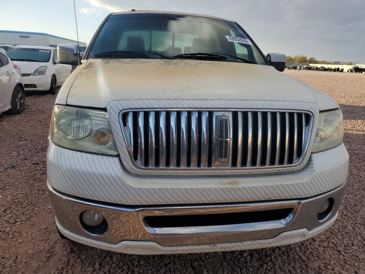 2006 Lincoln Mark LT - Image 5