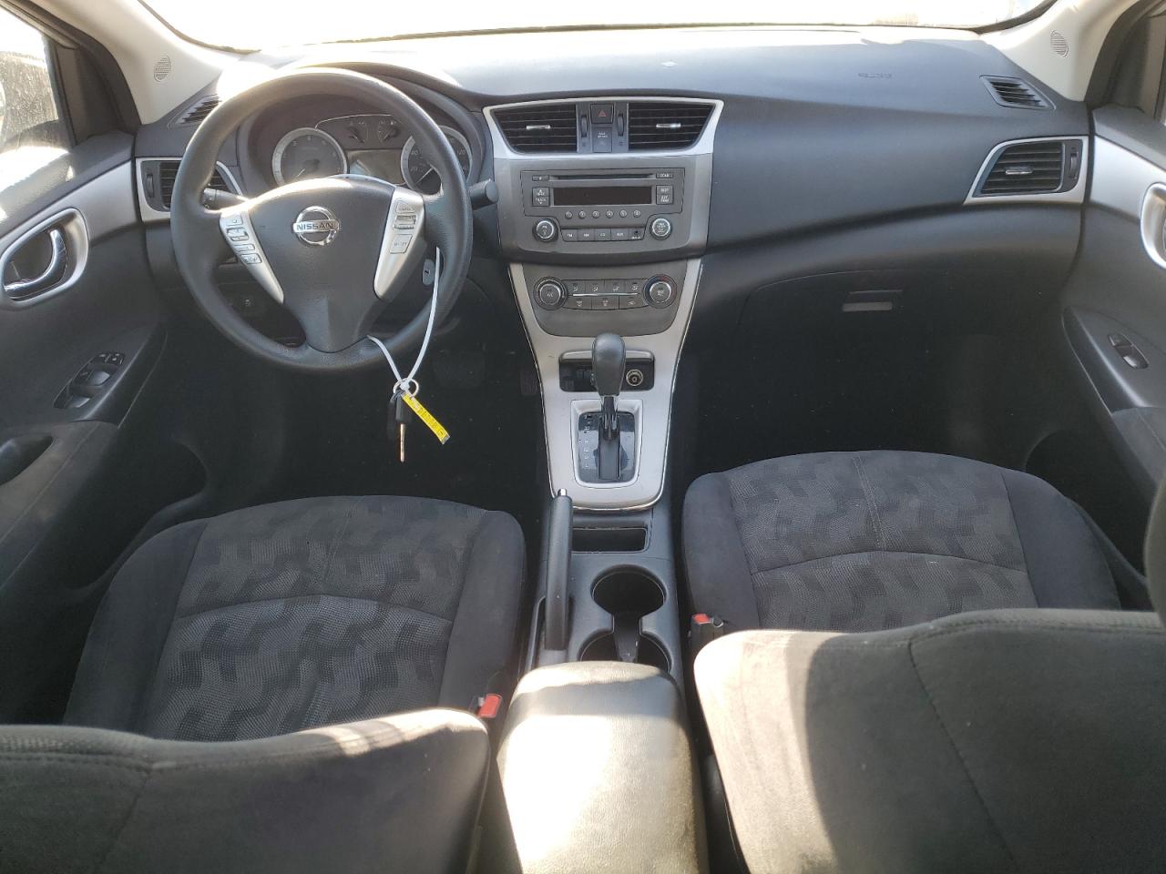 2013 Nissan Sentra - Image 8