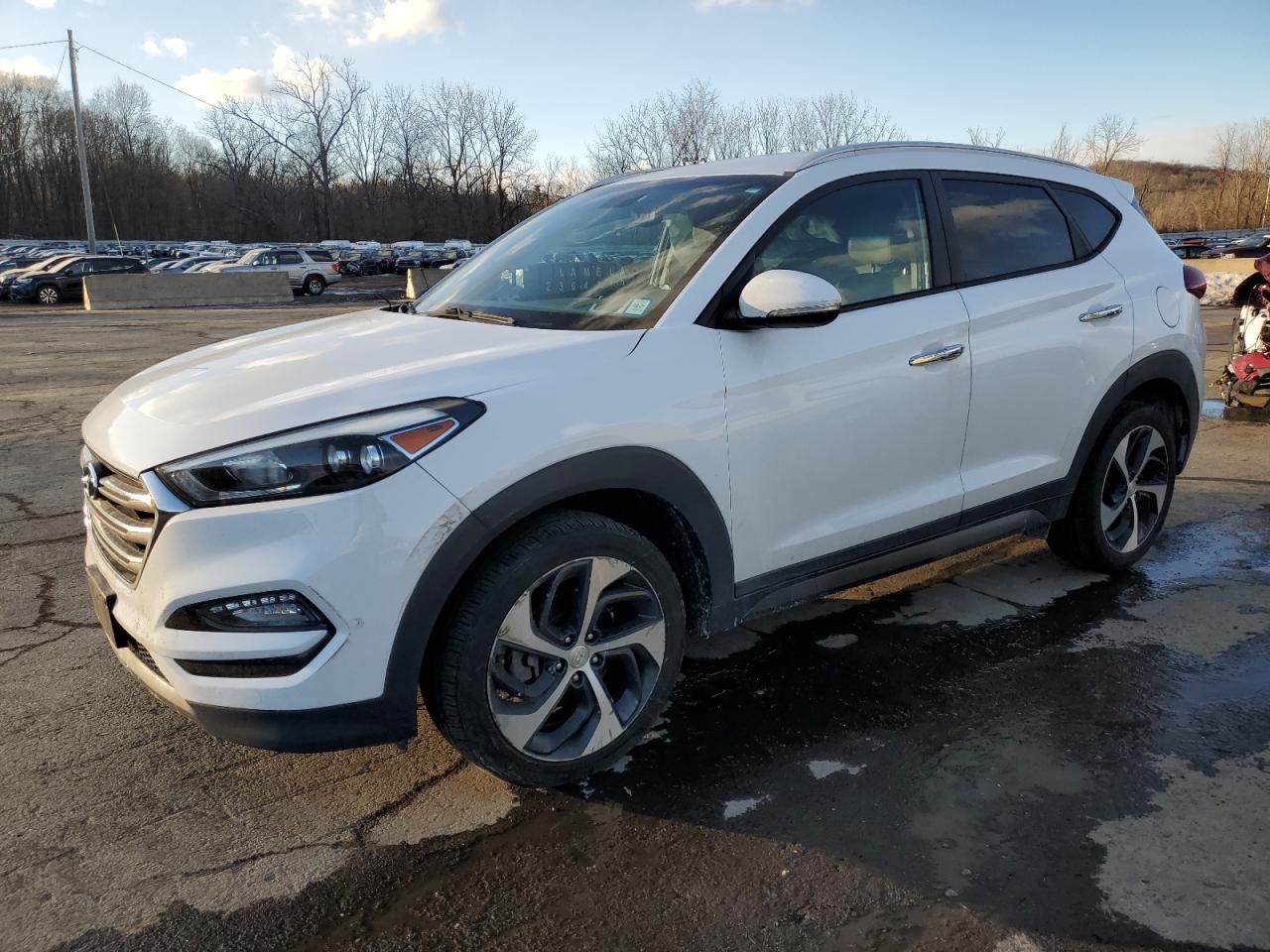 2016 Hyundai Tucson - Image 1