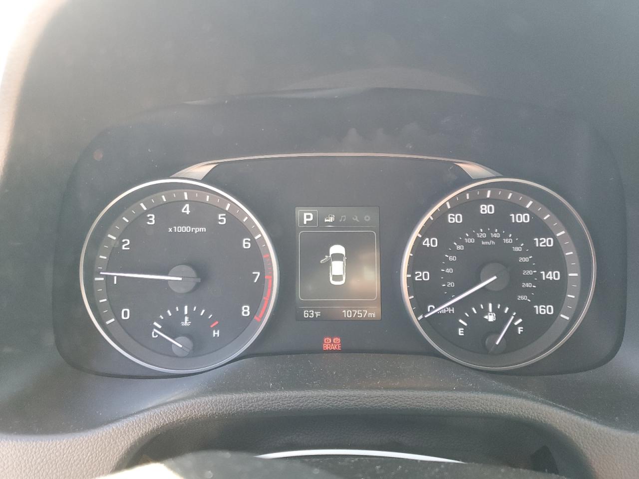 2018 Hyundai Elantra - Image 9