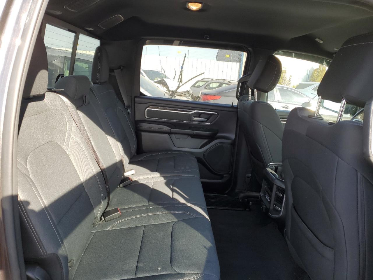 2021 RAM 1500 - Image 10