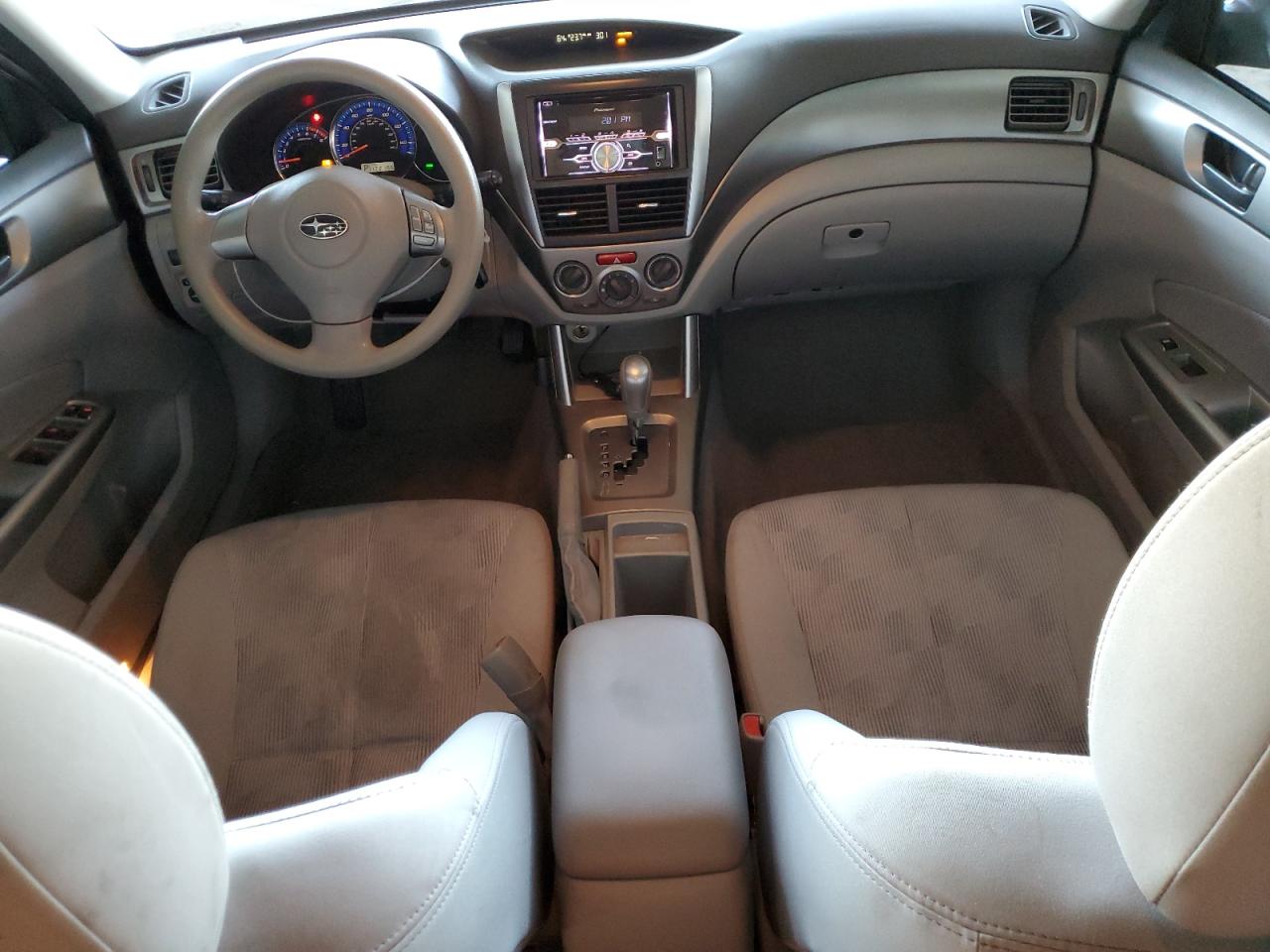 2009 Subaru Forester - Image 8