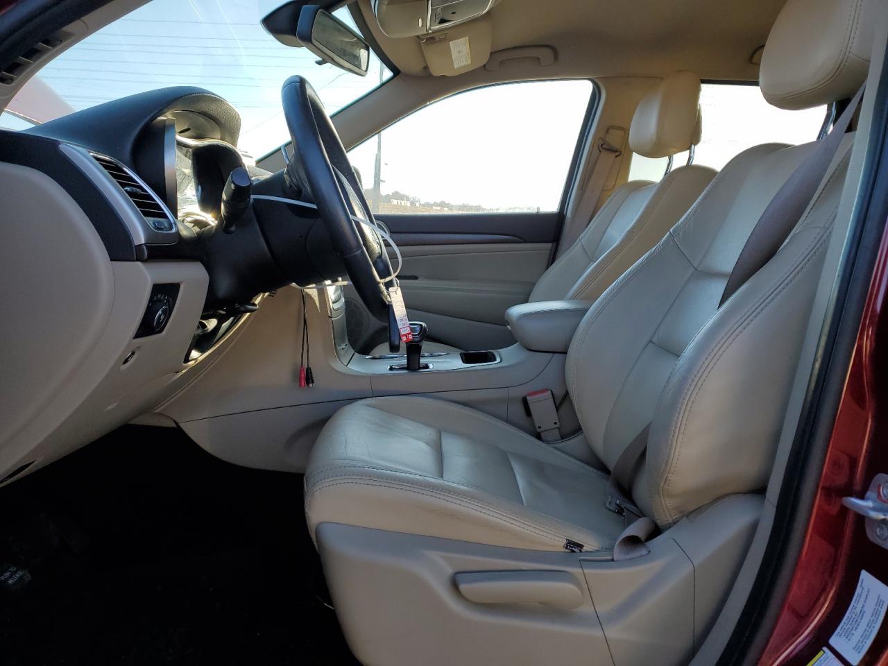 2014 Jeep Grand Cherokee - Image 7