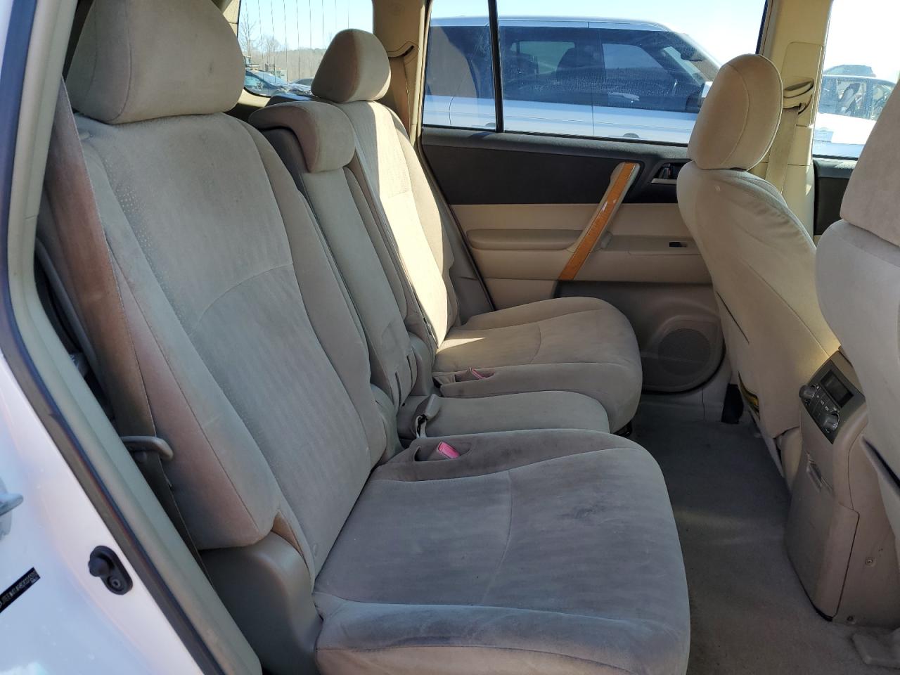 2008 Toyota Highlander - Image 11