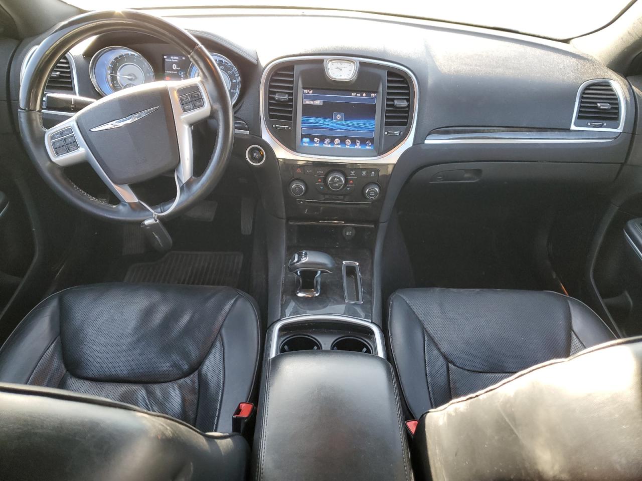 2014 Chrysler 300 - Image 8