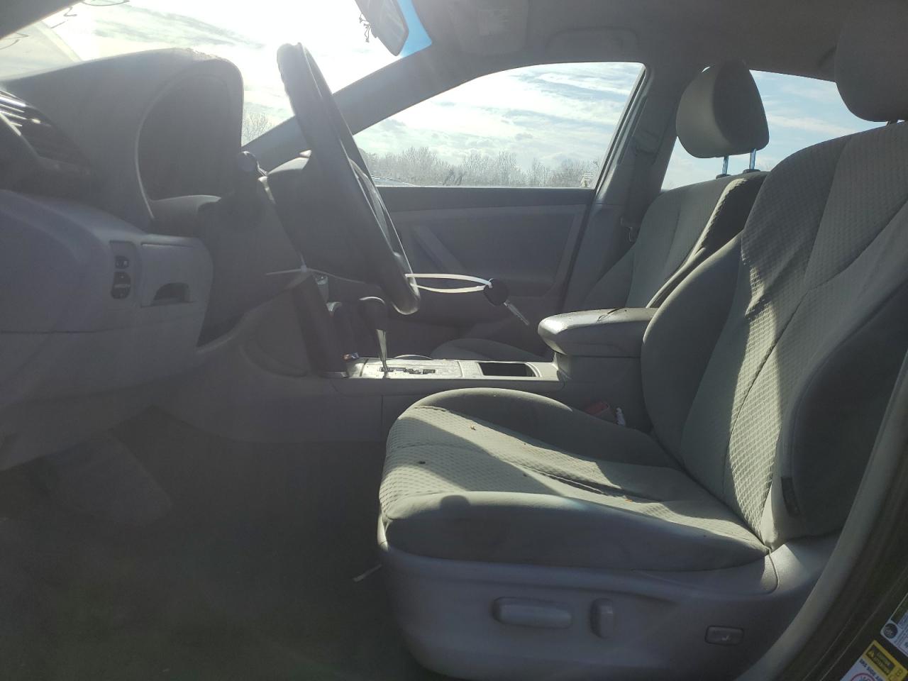 2009 Toyota Camry - Image 7