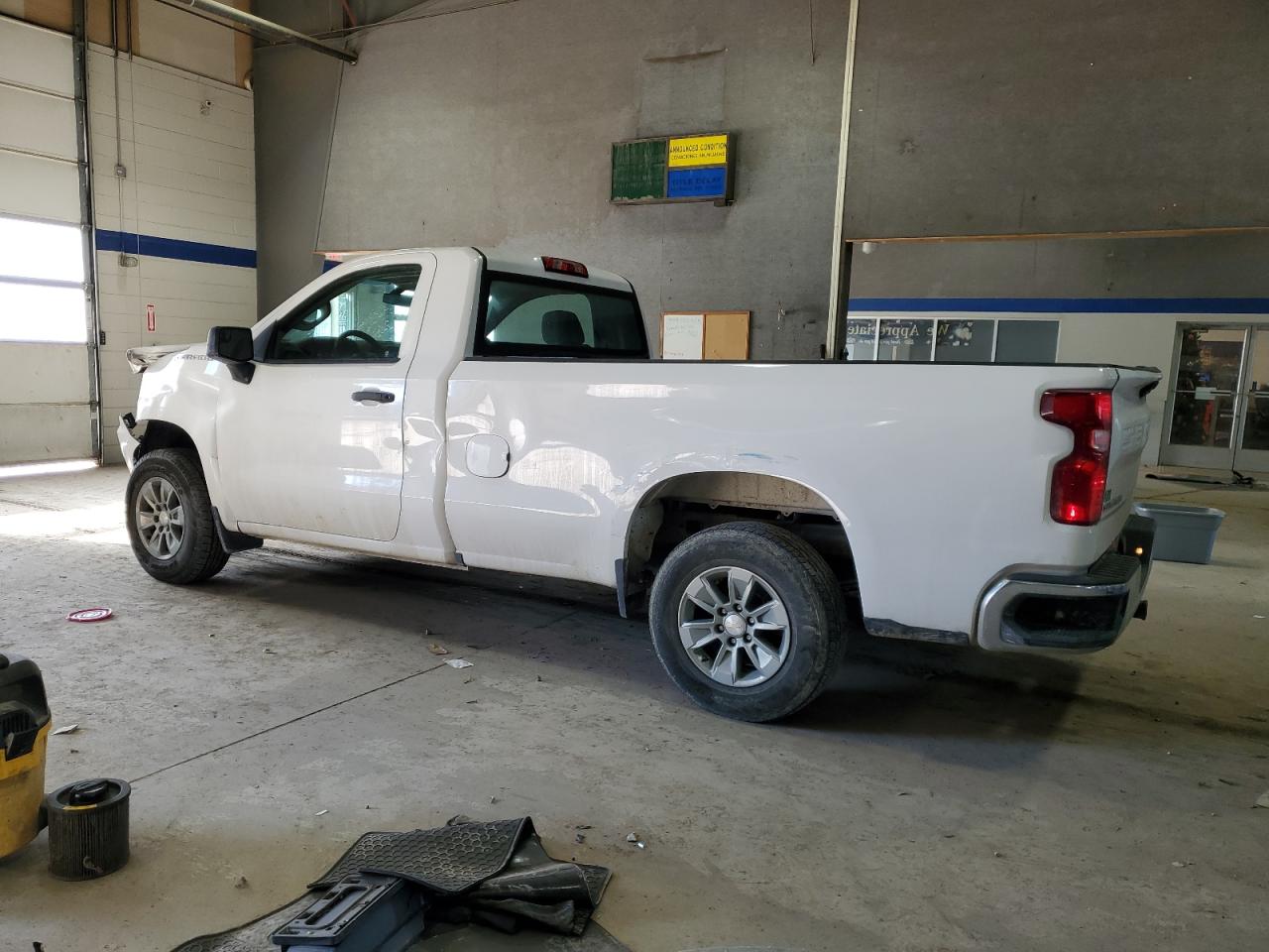 2020 Chevrolet Silverado - Image 2