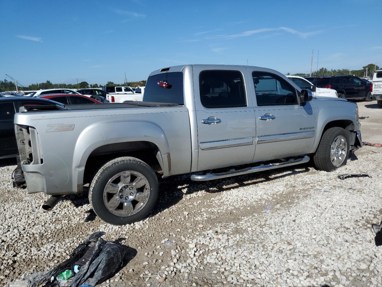 2010 GMC Sierra - Image 3