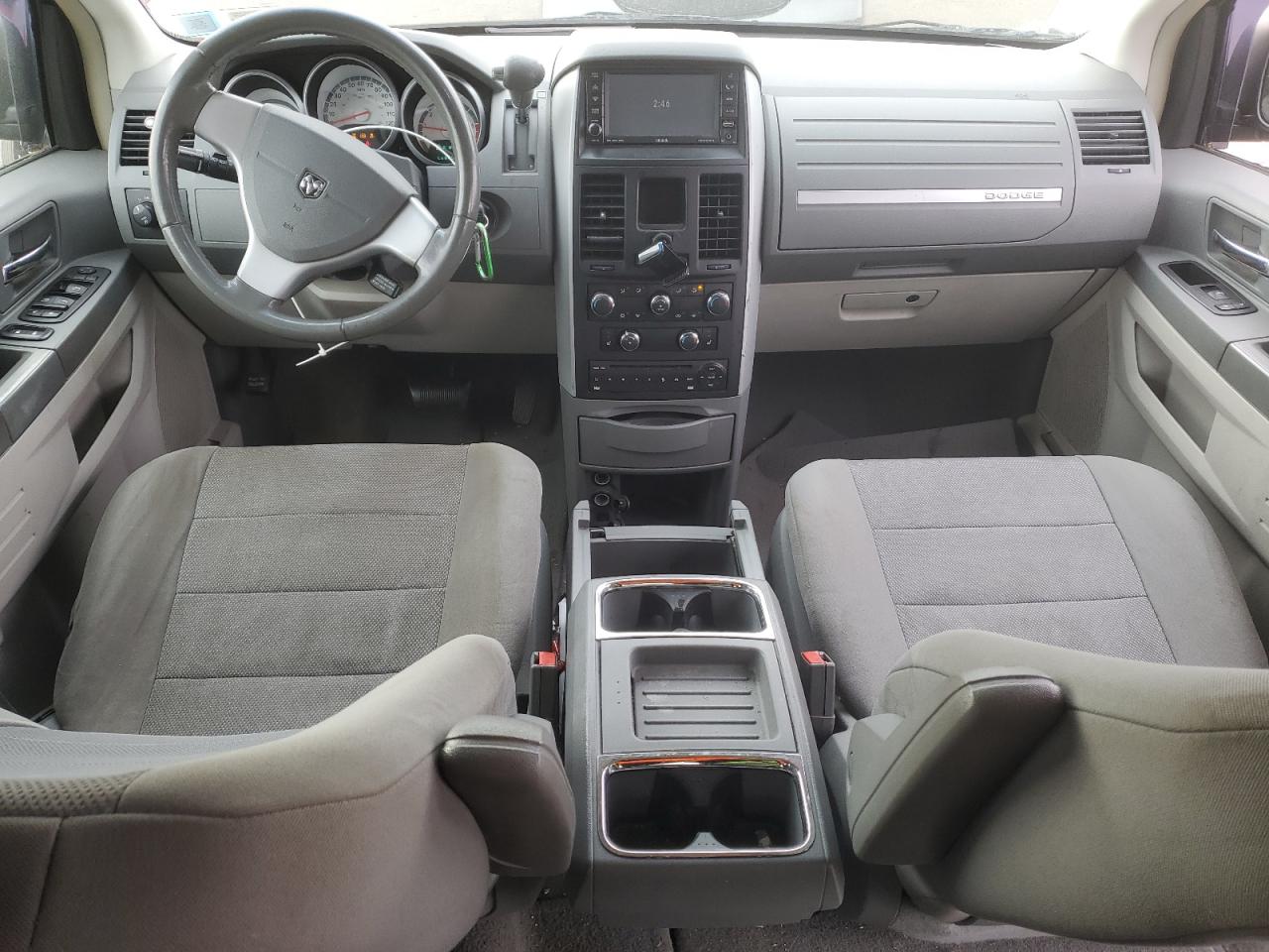 2008 Dodge Caravan - Image 8